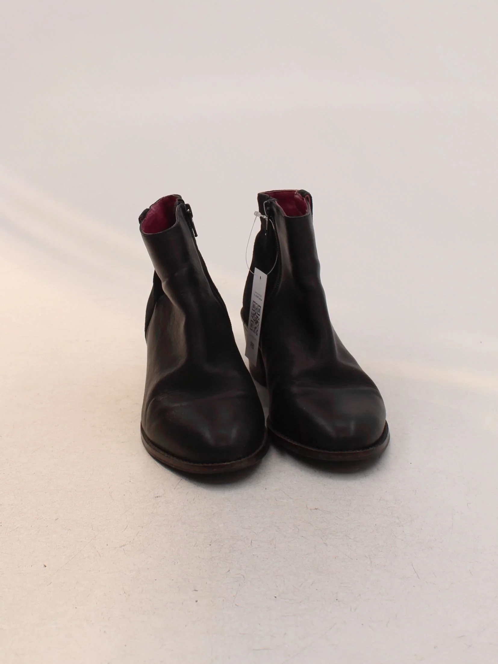 White Stuff Women's Boots UK 5 Black Leather with Suede Chelsea - Image 2
