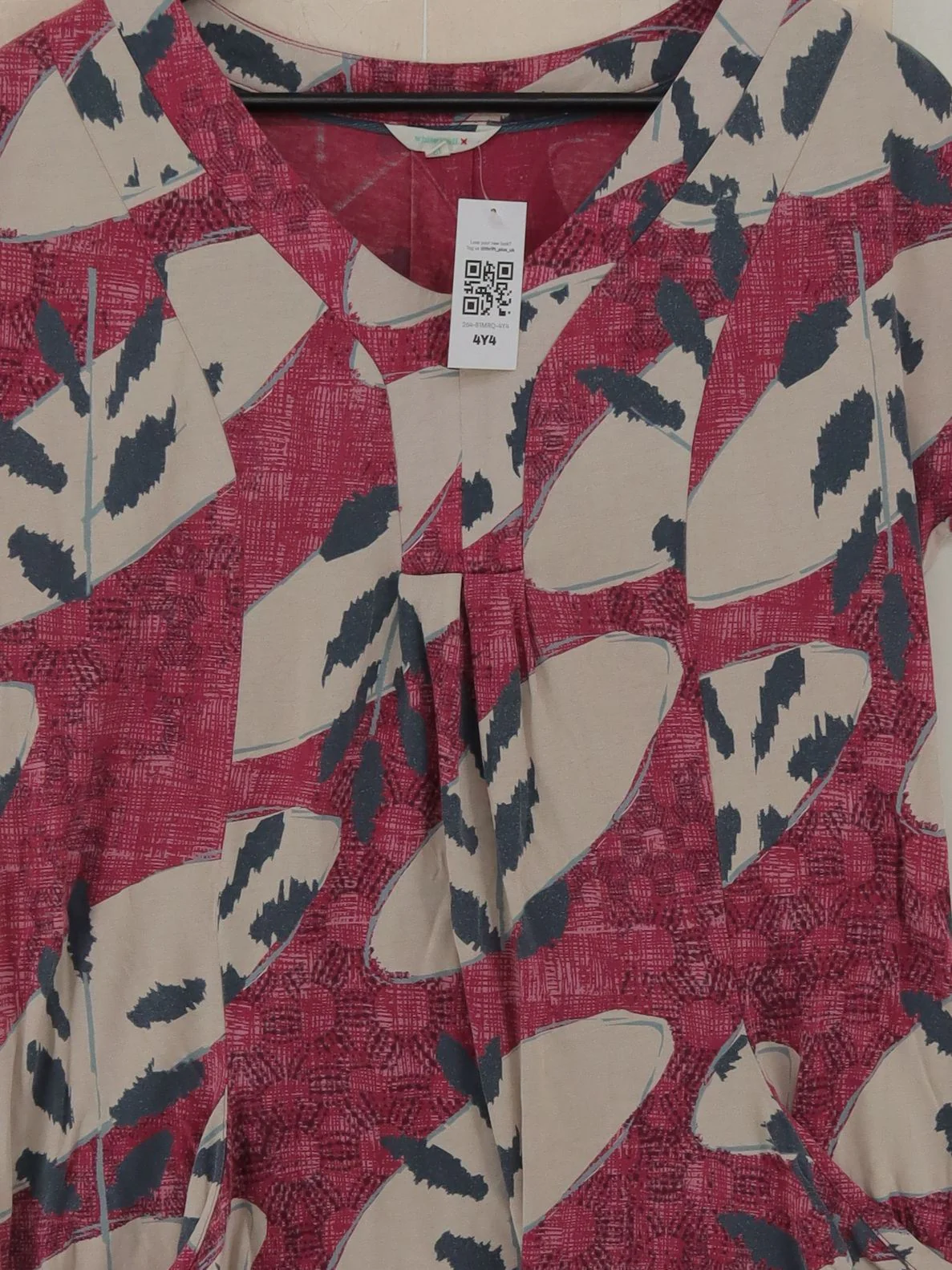 White Stuff Women's Top UK 12 Red Cotton with Viscose Short Sleeve V-Neck Basic - Image 3