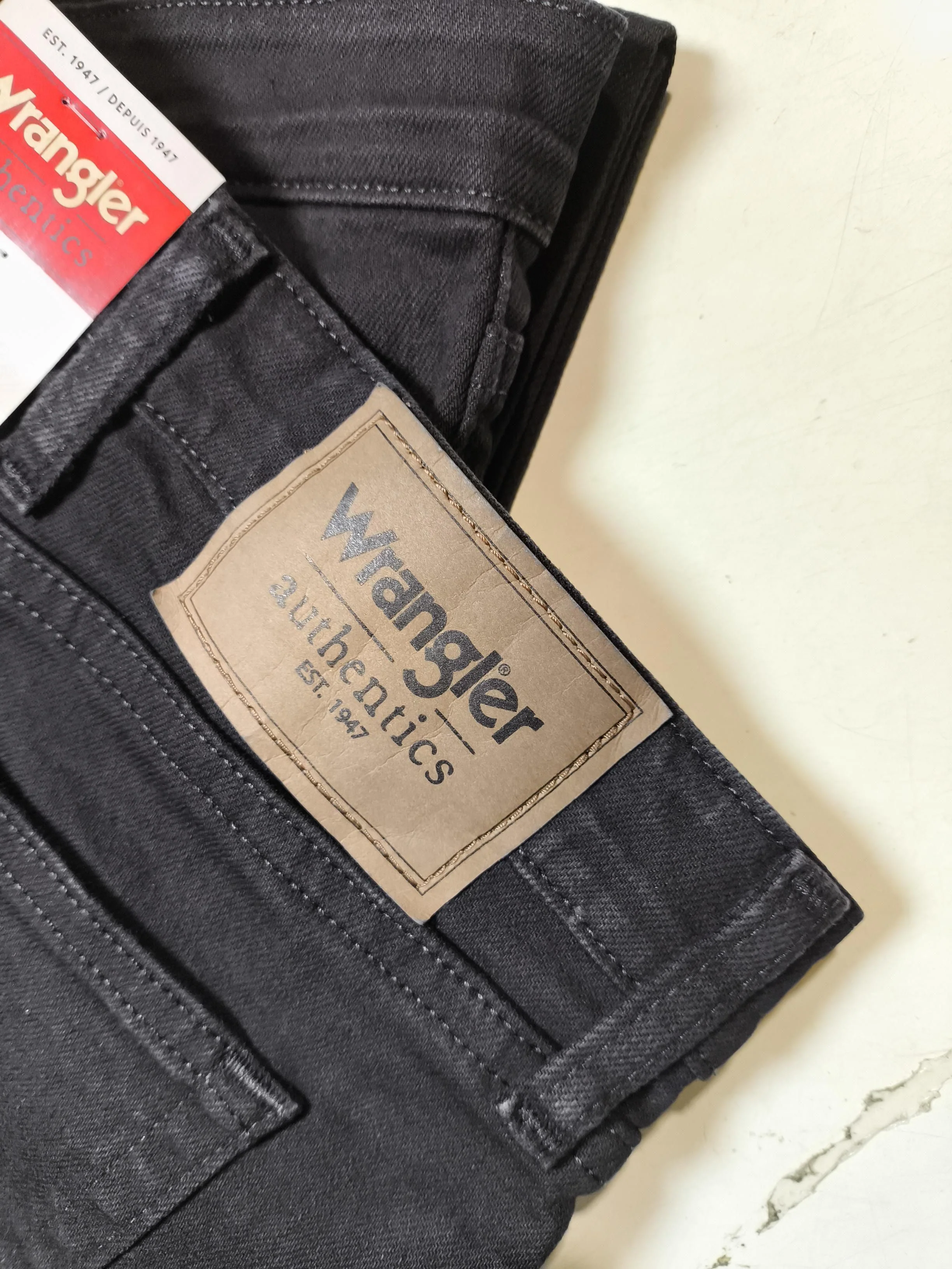 Wrangler Men's Jeans W 38 in Black Cotton with Elastane Straight - Image 5