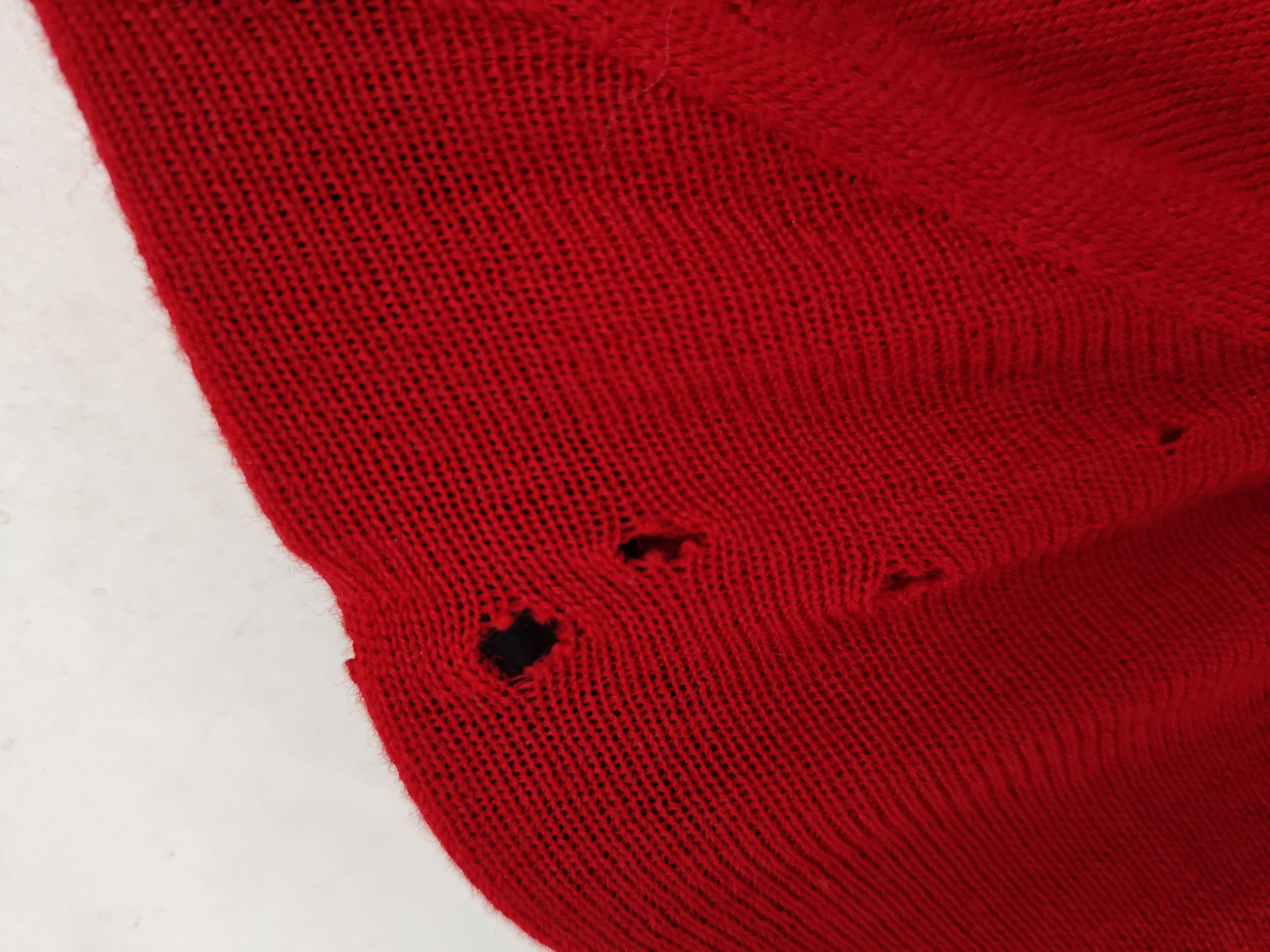 Yohji Yamamoto Women's Jumper XL Red 100% Wool V-Neck Pullover - Image 5