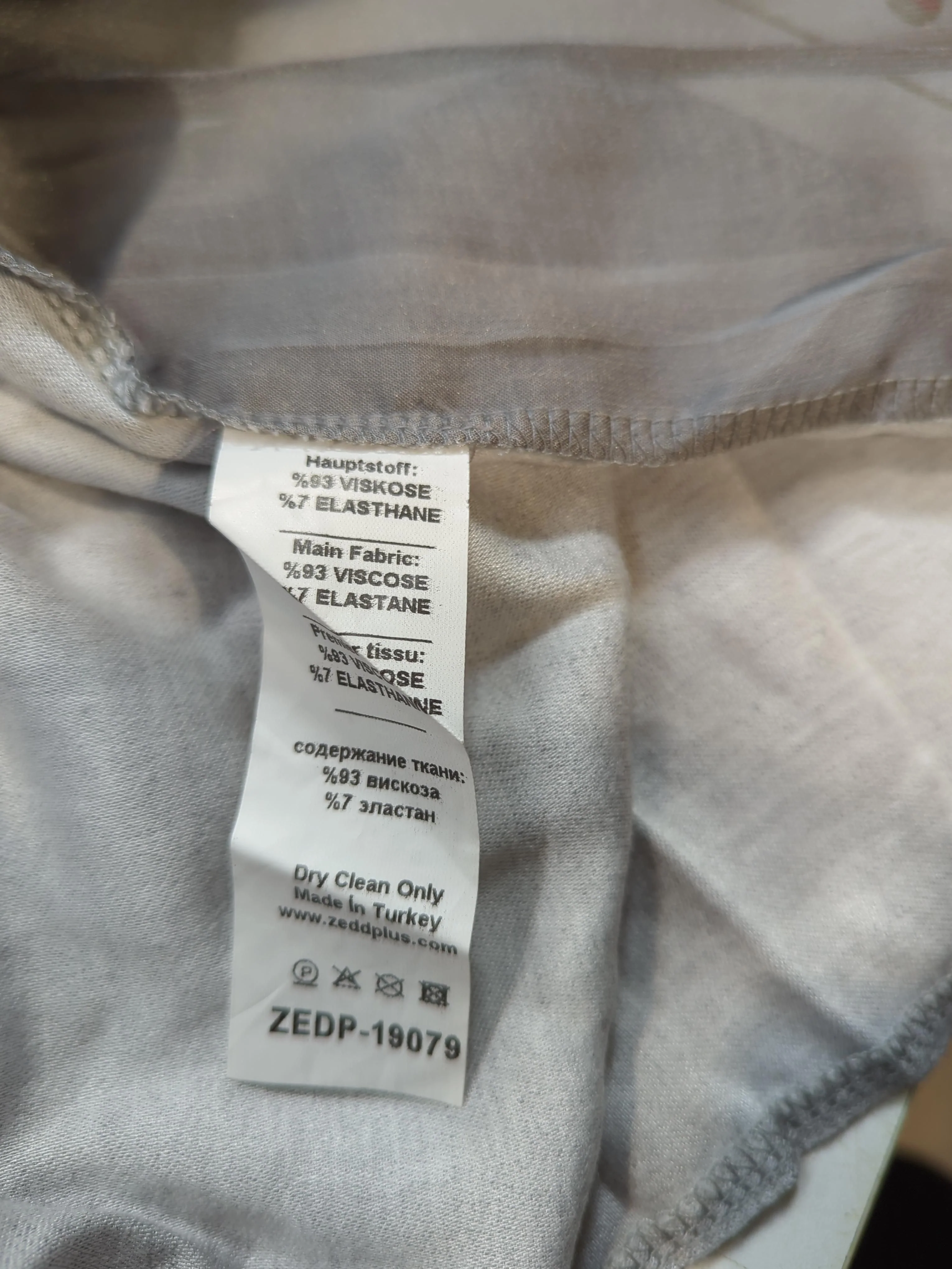 Zedd Plus Women's Cardigan UK 12 Grey Viscose with Elastane V-Neck Cardigan - Image 6